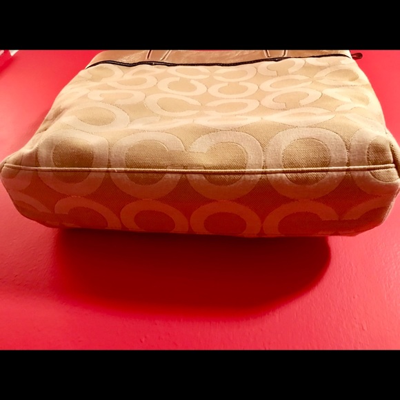 Coach Purse - Picture 4 of 8